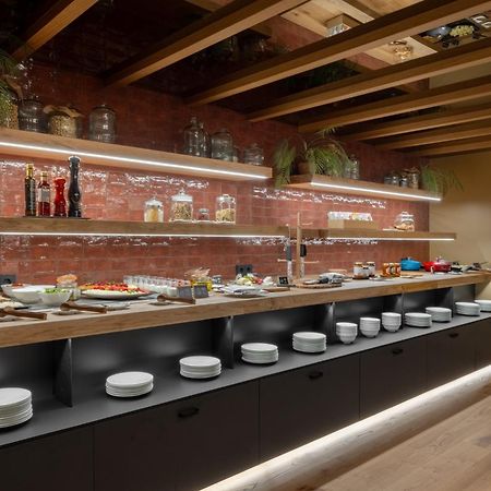 Hotel Sb Win 4 Sup Sant Feliu de Llobregat Zewnętrze zdjęcie