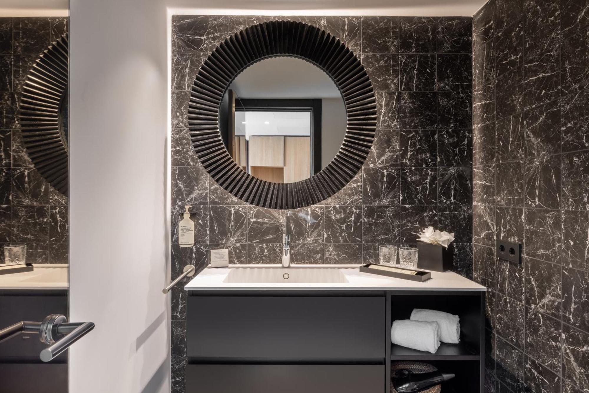 Hotel Sb Win 4 Sup Sant Feliu de Llobregat Zewnętrze zdjęcie